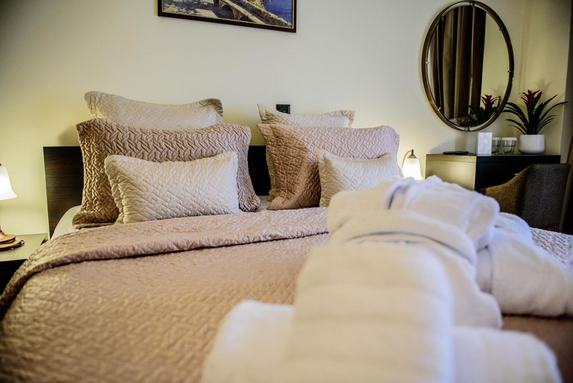 Hotel Padelidaki Tríkala エクステリア 写真