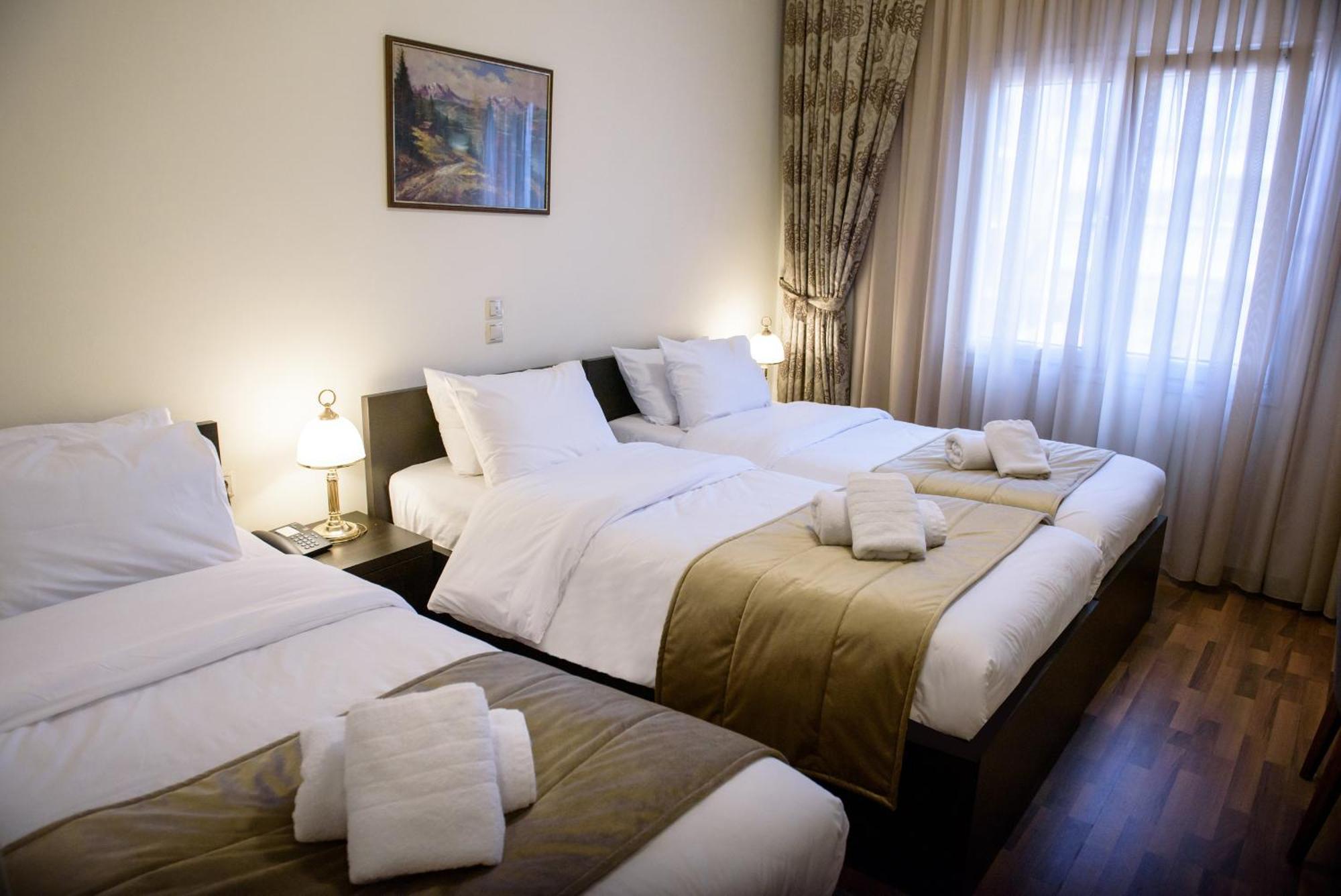 Hotel Padelidaki Tríkala エクステリア 写真